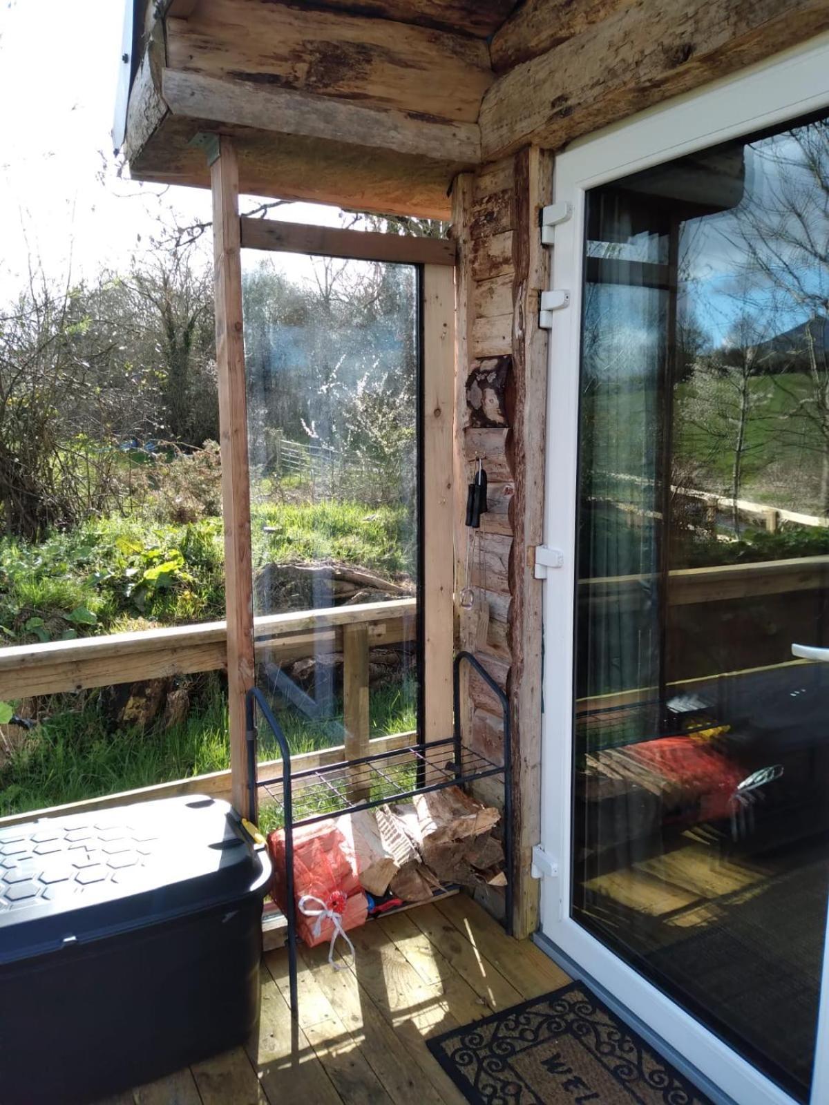 Riverside Cabin Limerick Junction Extérieur photo